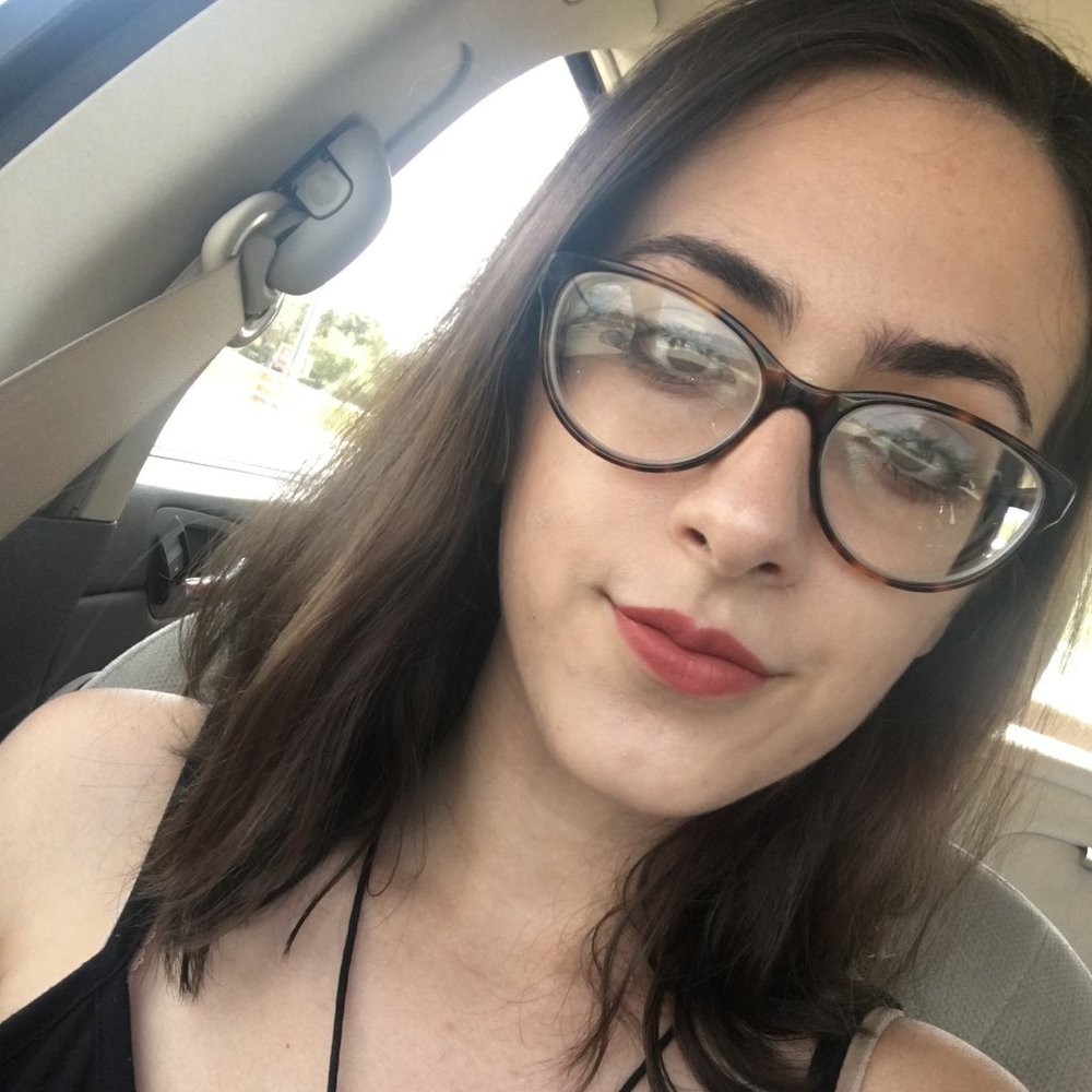 Meet your Posher, Emily